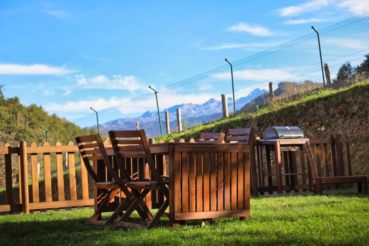 Finca La Caseria Apartamentos Onís Kültér fotó