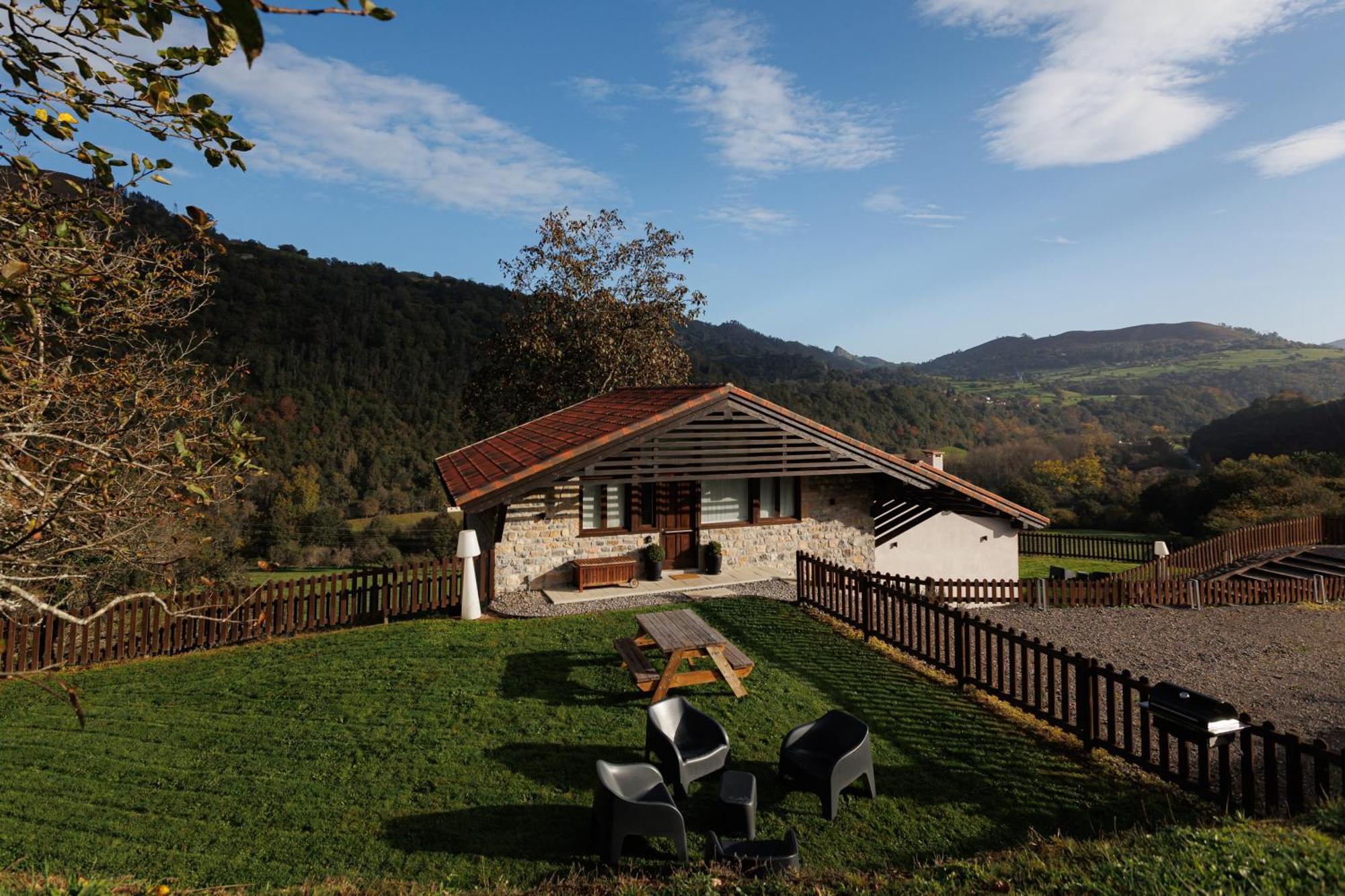 Finca La Caseria Apartamentos Onís Kültér fotó